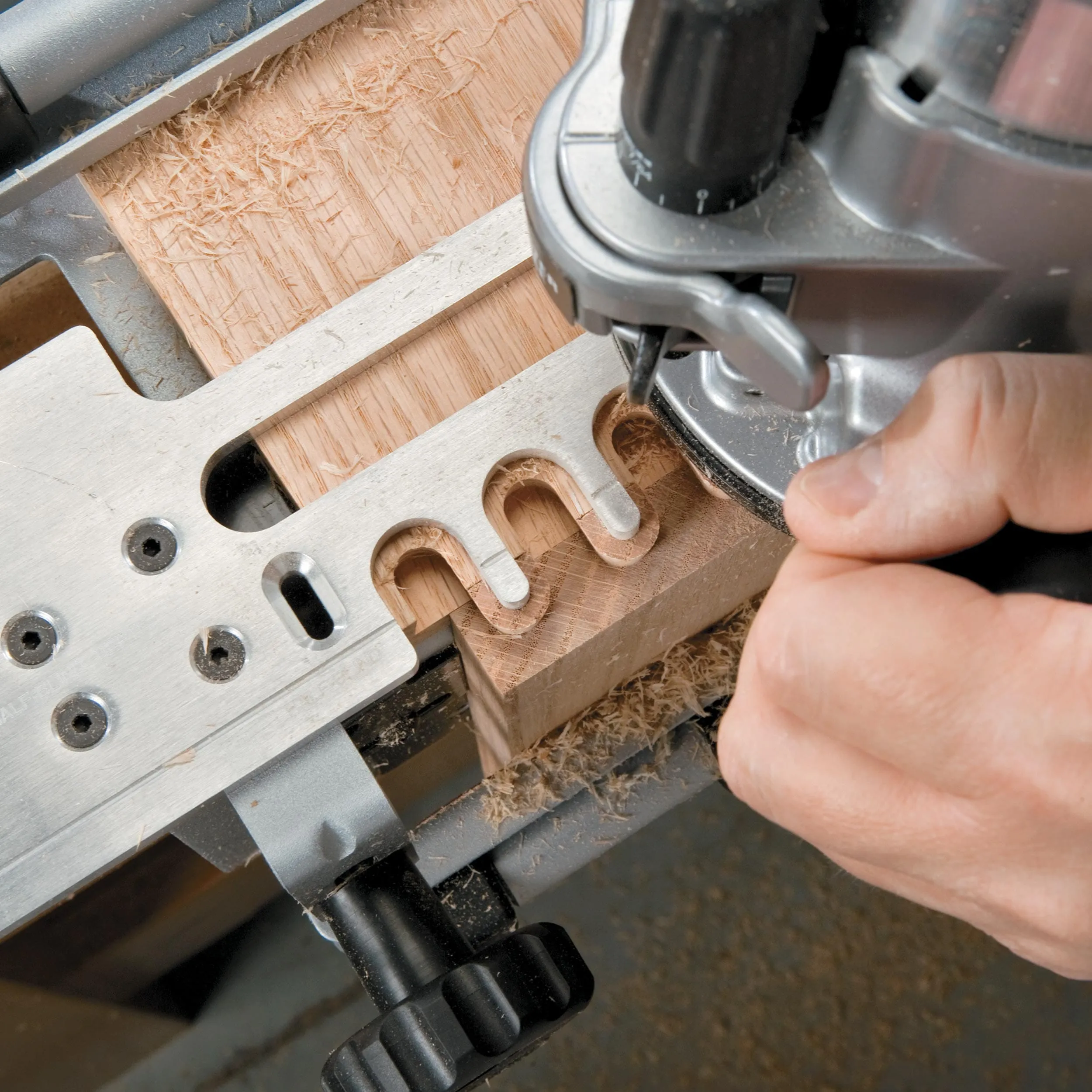 12" Deluxe Dovetail Jig