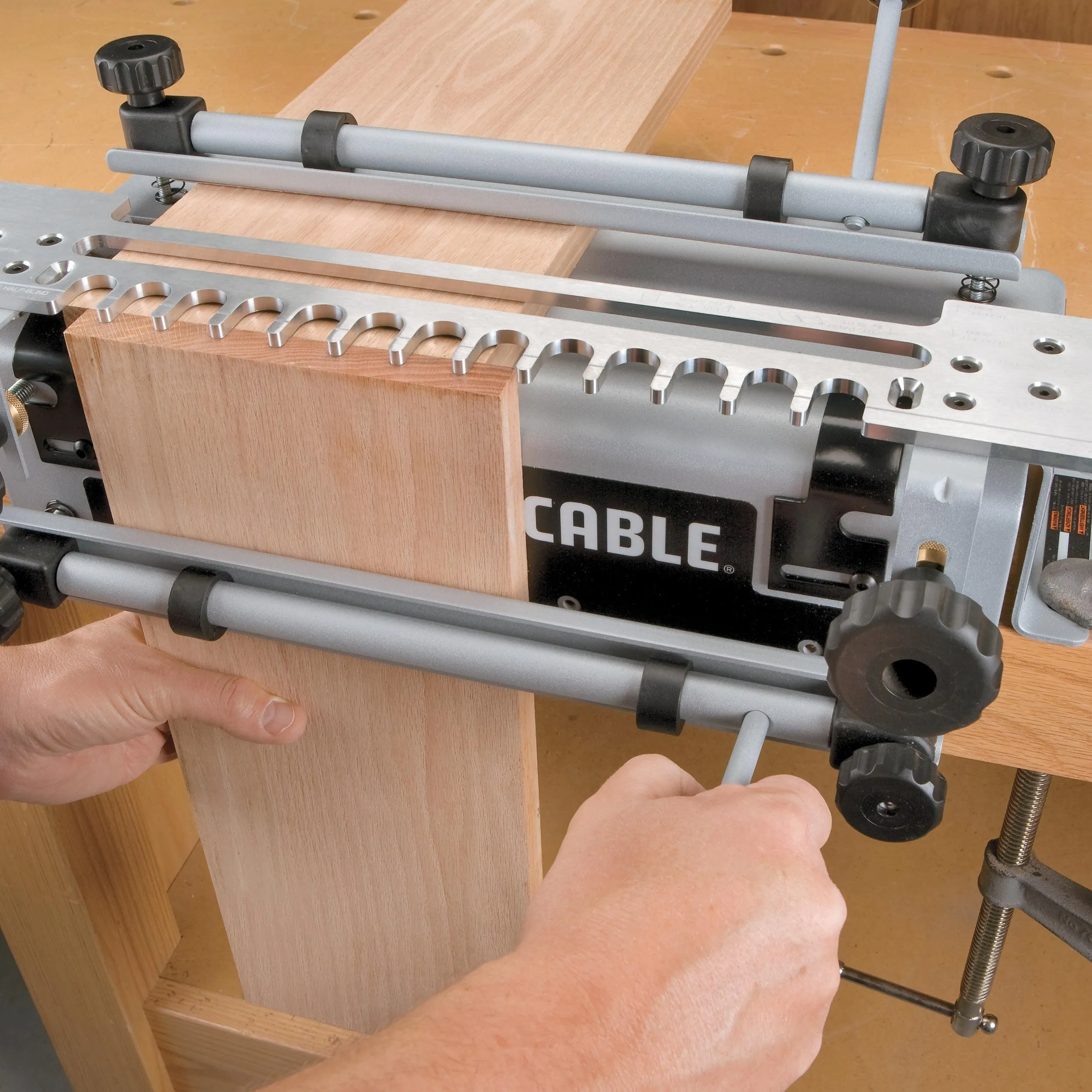 12" Deluxe Dovetail Jig