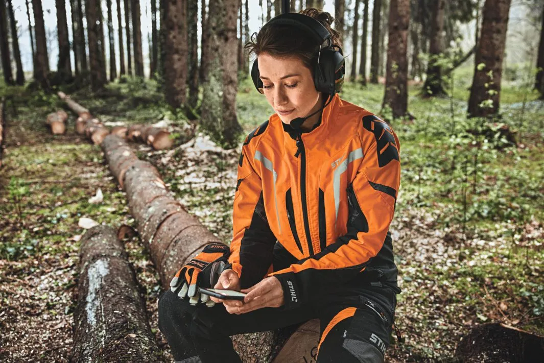 Advance ProCOM Ear Defenders Headband Mounted
