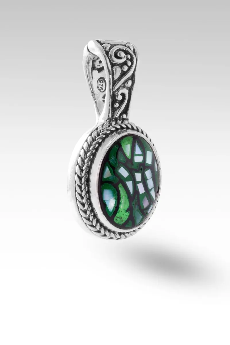 Everlasting Presence Pendant™ in Green Leaf Mother of Pearl Mosaic