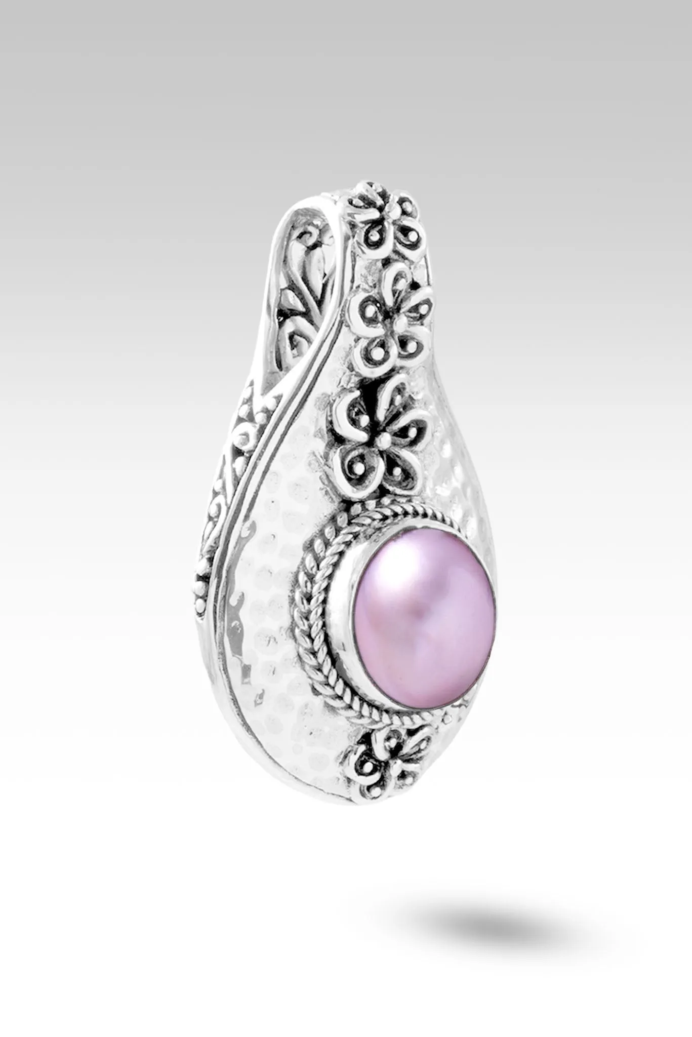 Garden Grace Pendant II™ in Pink Mabe Pearl