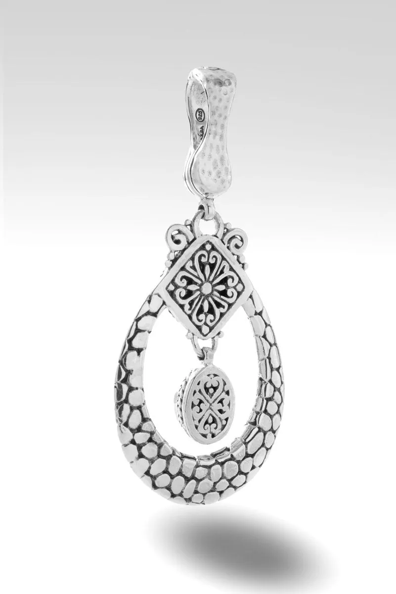 Journey Within Pendant™ in Odyssey Black Knight™ Mystic Quartz