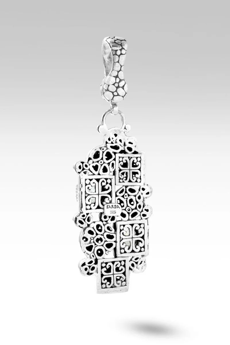 Life in Abundance Pendant™ in Prehnite