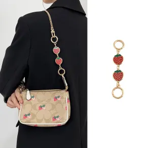 Pochette Accessoires Shoulder strap Coach strawberry bag extension chain Coach underarm chain accessory.