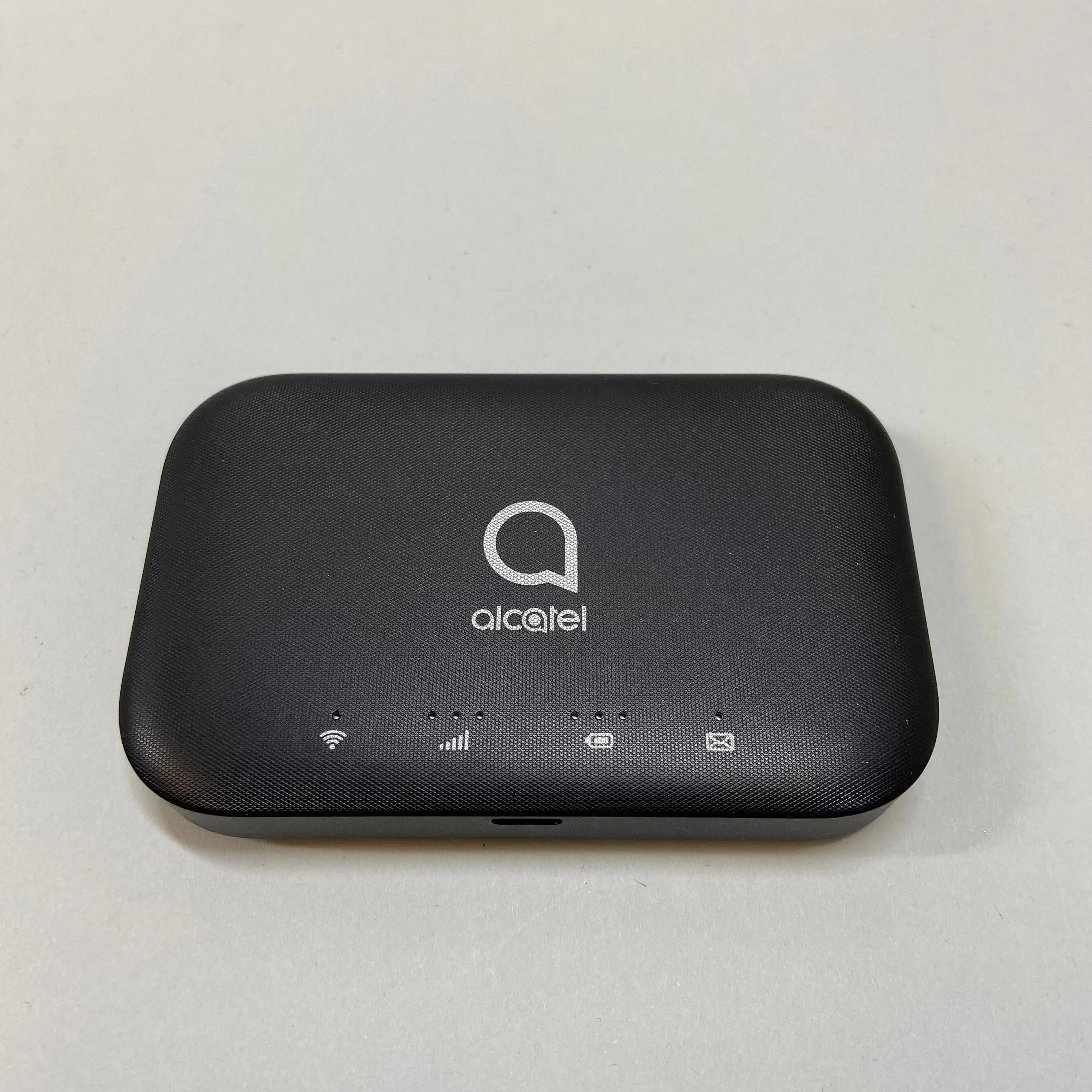 T Mobile Alcatel Linkzone 2 4G LTE Hotspot CKA1RL0000CA Black