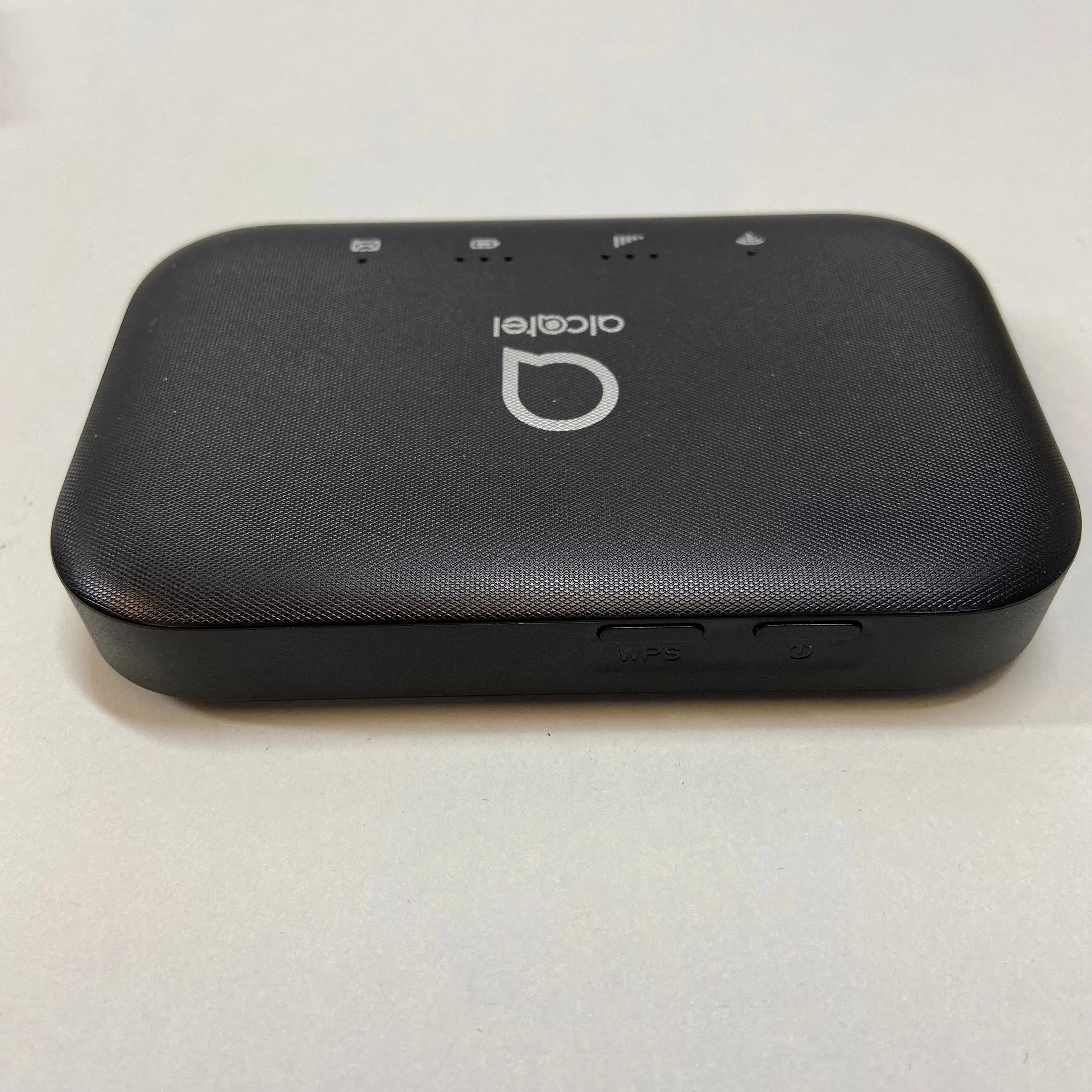 T Mobile Alcatel Linkzone 2 4G LTE Hotspot CKA1RL0000CA Black
